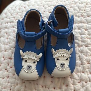 NEW Baby Boden leather shoes - size 6-12 months - never worn!